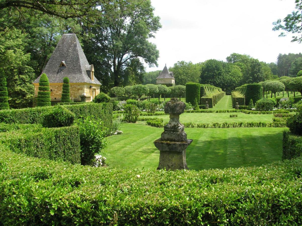 Manoir De Rieuzal Bed and Breakfast Loubressac Εξωτερικό φωτογραφία