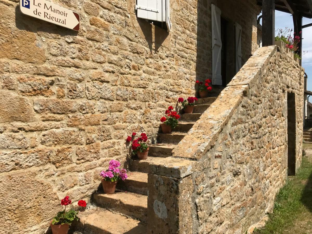 Manoir De Rieuzal Bed and Breakfast Loubressac Εξωτερικό φωτογραφία